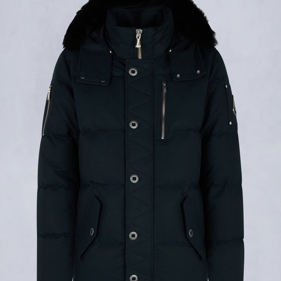 Moose Knuckles Navy Puffer Jacket size small